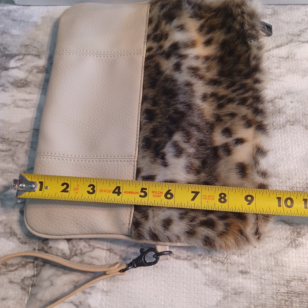 CARLOS BY CARLOS SANTANA WRISTLET/CLUTCH BAG - Picture 12 of 14